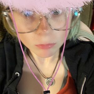 Meet your Posher, Sam